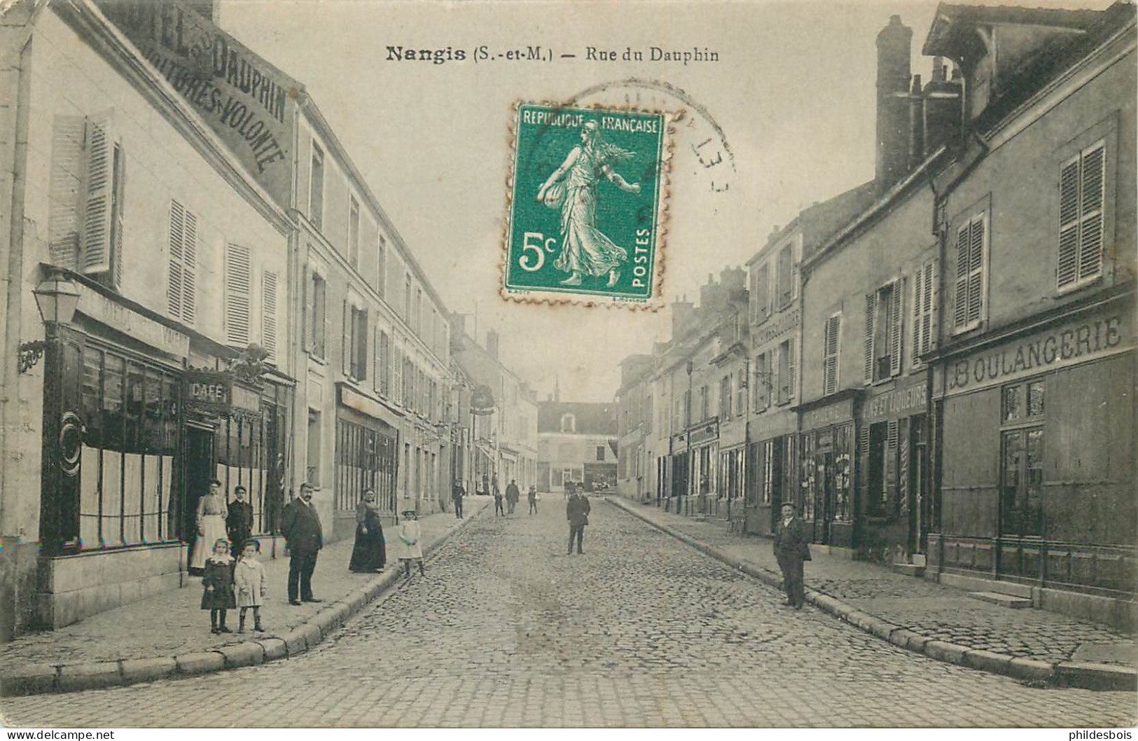 SEINE ET MARNE  NANGIS  Rue Du Dauphin - Nangis