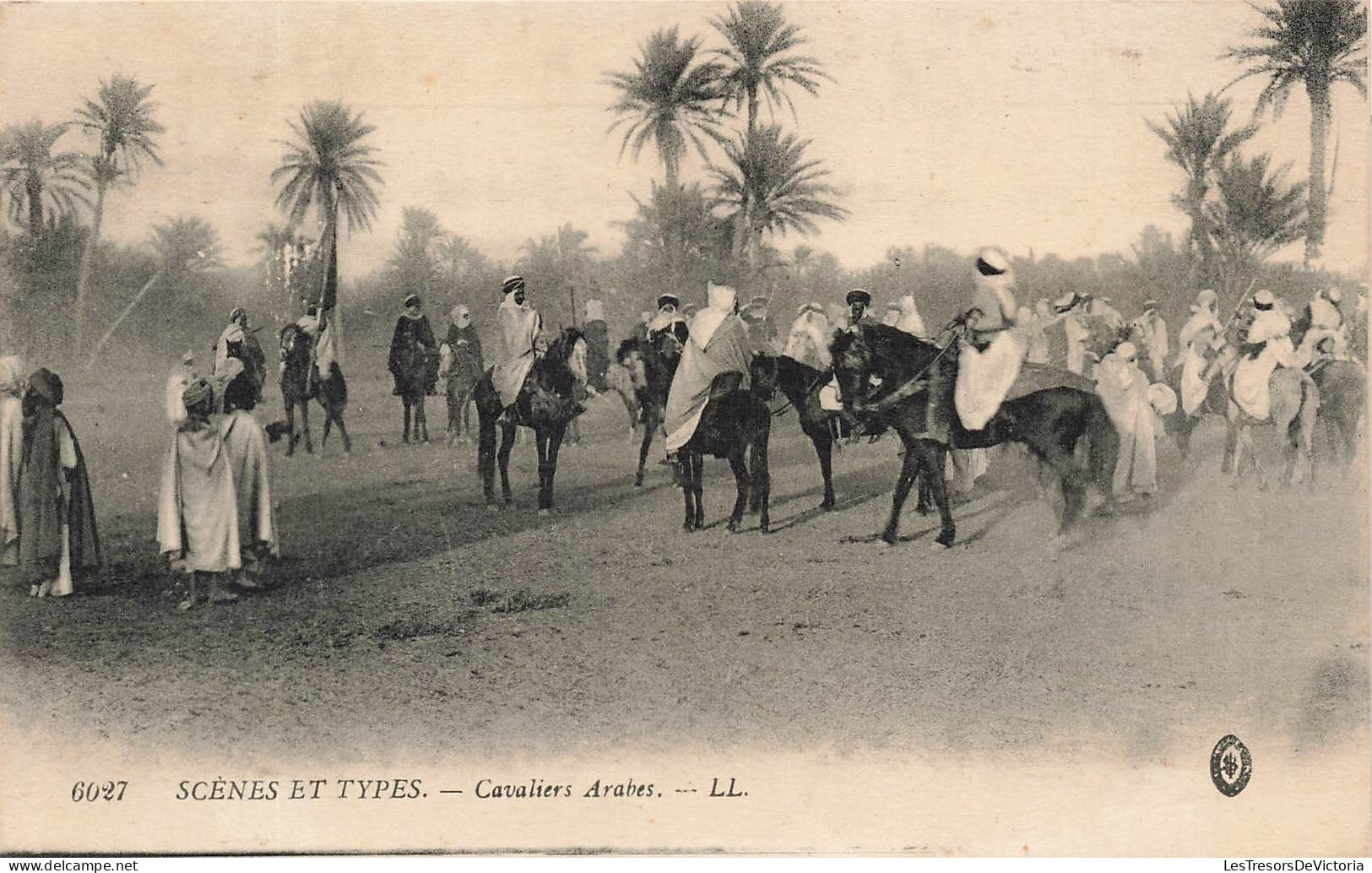 ALGERIE - Scènes Et Types - Des Cavaliers Arabes - LL. - Carte Postale Ancienne - Scènes & Types
