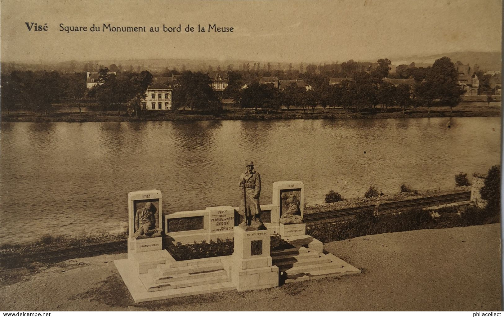 Vise // Square Du Monument Au Bord De La Meuse 19?? - Visé