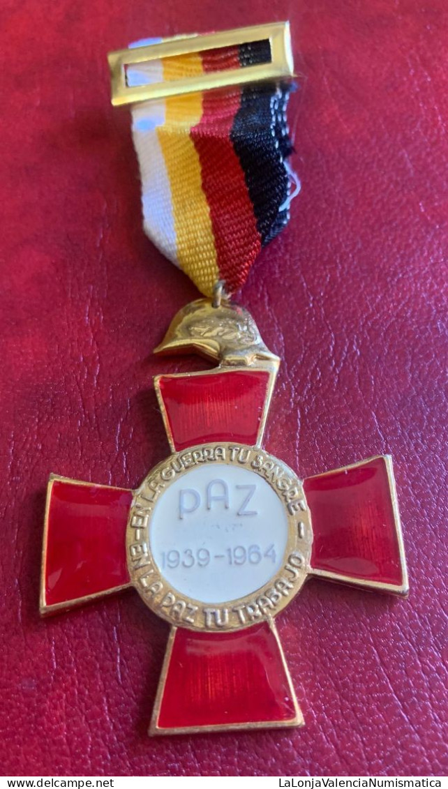 España Medalla Honor Y Gloria A Caídos Y Héroes 1963 - Otros & Sin Clasificación