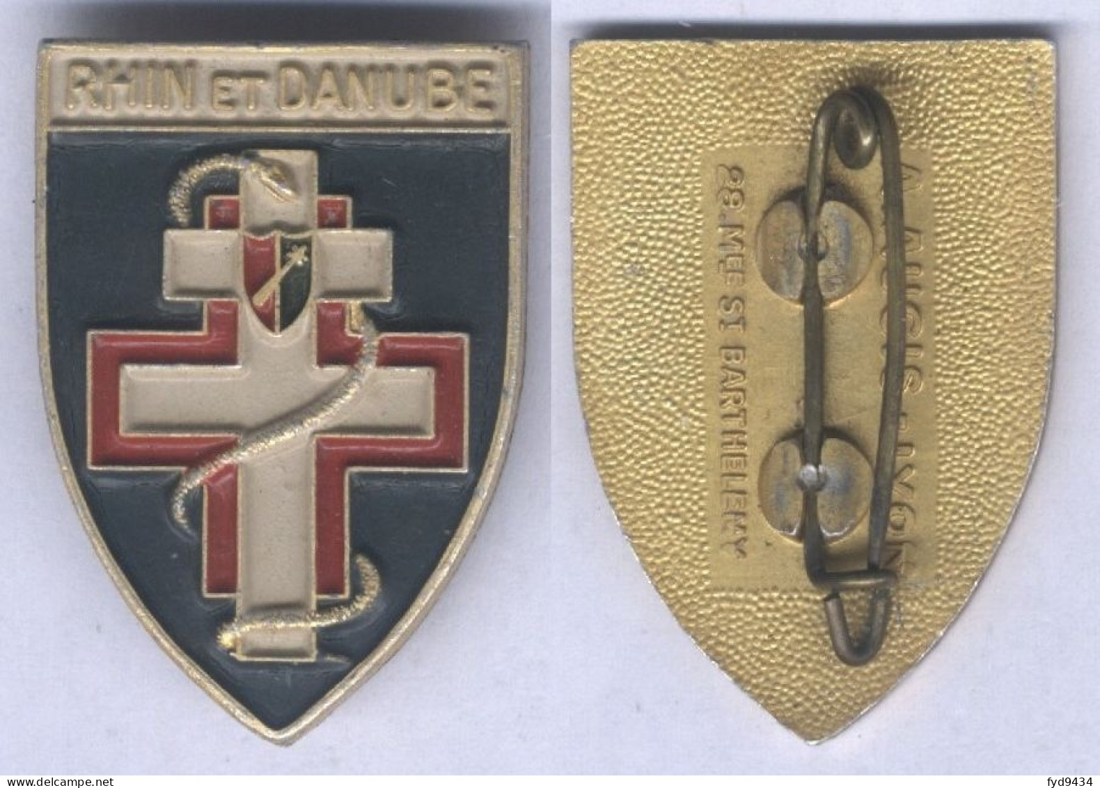 Insigne Du Sanatorium Pour Femmes Rhin Et Danube ( En Aluminium Peint ) - Medicina