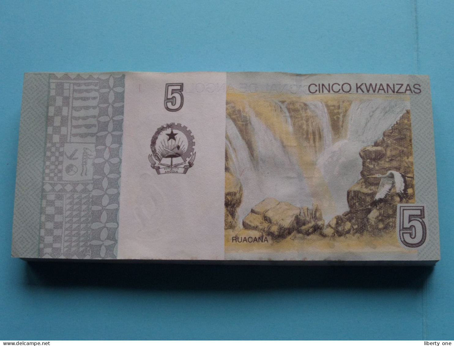 5 Cinco Kwanzas ( Outubro 2012 ) Banco Nacional De ANGOLA ( For Grade, Please See Photo ) XF ! - Angola