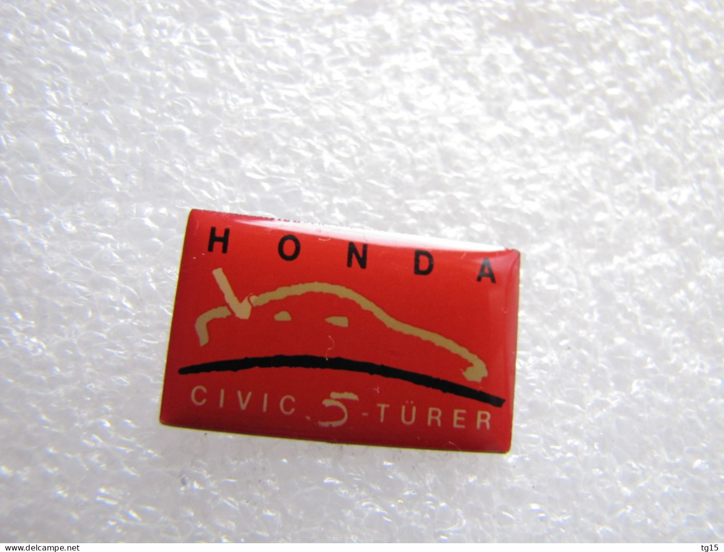 PIN'S    HONDA  CIVIC  5  TOURER - Honda