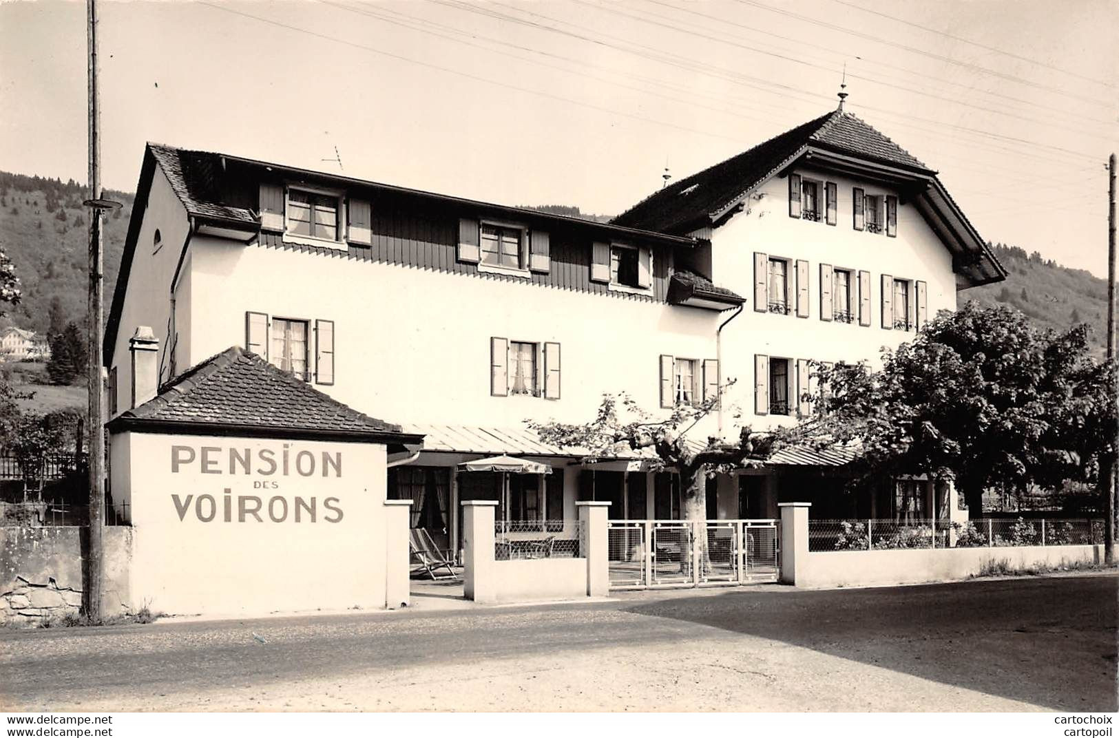 74 - ST-CERGUES-LES-VOIRONS - Hôtel Des Voirons - Mme MILLET Propriétaire - Saint-Cergues