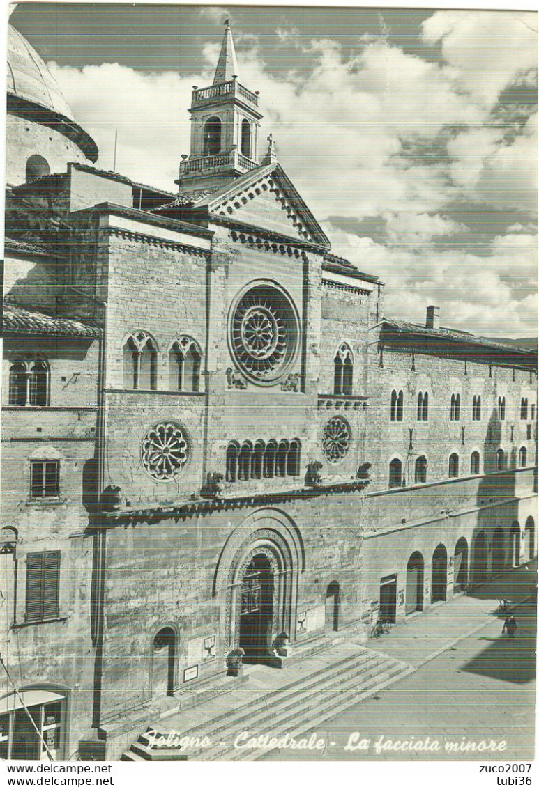 FOLIGNO CATTEDRALE -  LA FACCIATA MINORE - B/N -VIAGGIATA,ANIMATA - EDIZ. DACA ,ASSISI - Foligno