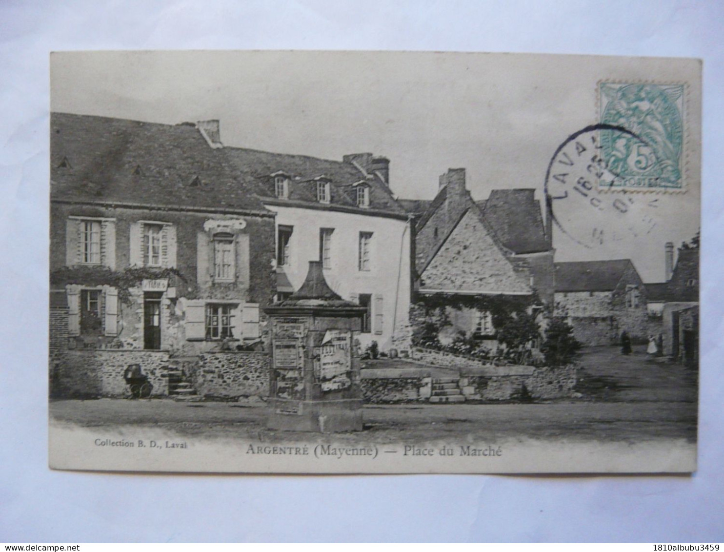 CPA 53 MAYENNE - ARGENTRE : Place Du Marché - Argentre