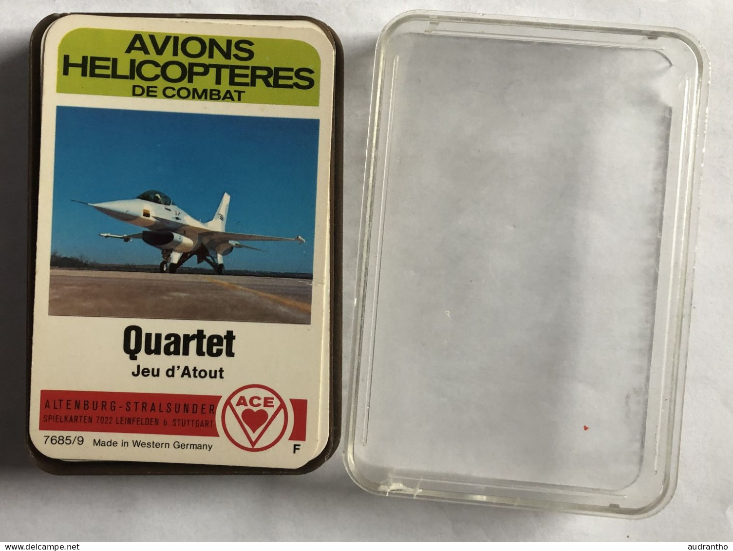 Jeu 32 Cartes Quartet - Avions Et Hélicoptères De Combat - Blackhawk - Bell - Hawker - Lockheed - Breguet - Aviation