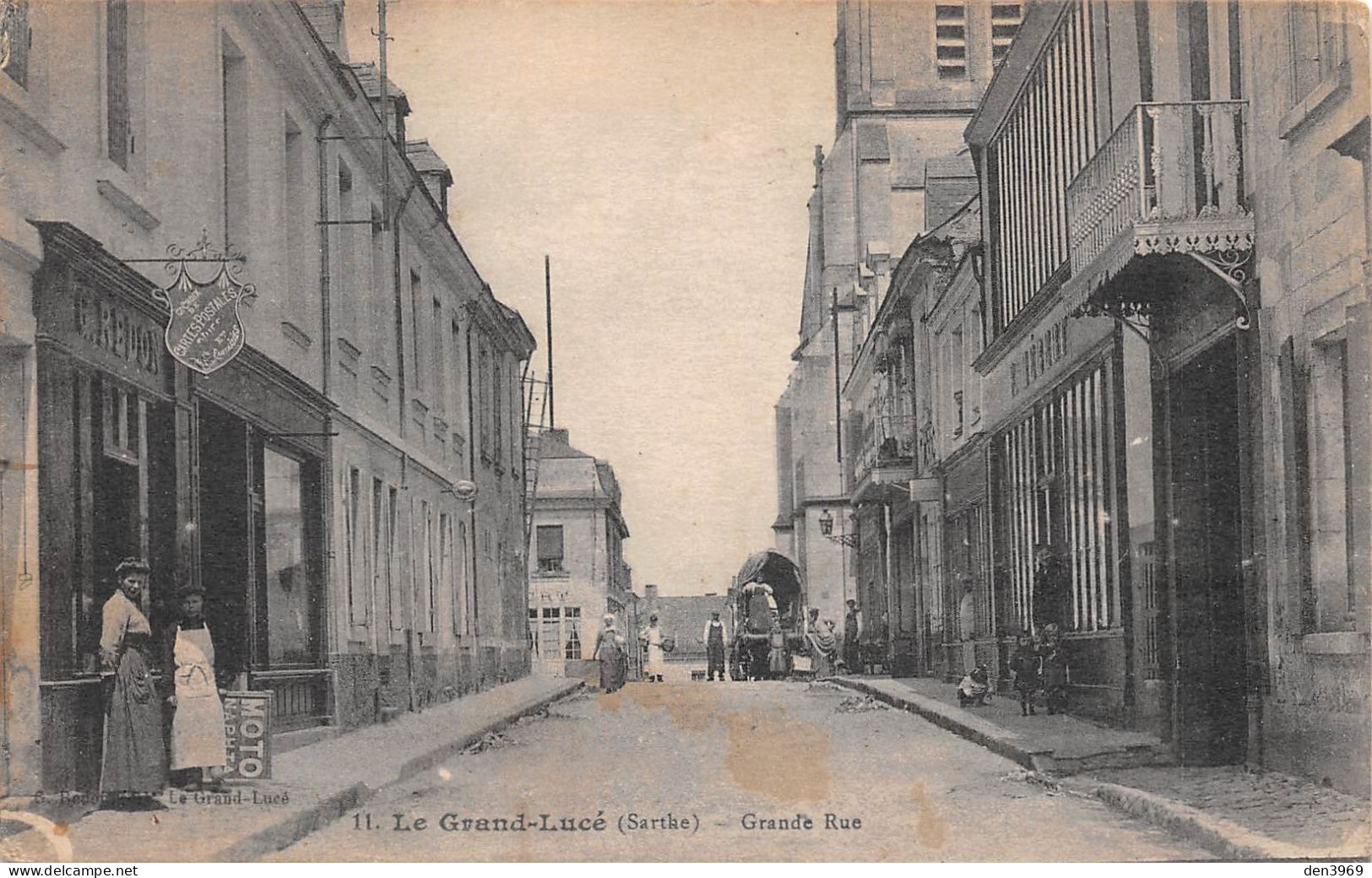 Le GRAND-LUCE (Sarthe) - Entrée Du Bourg - Maison De L'Editeur De Cartes Postales Redon - Ecrit (2 Scans) - Le Grand Luce