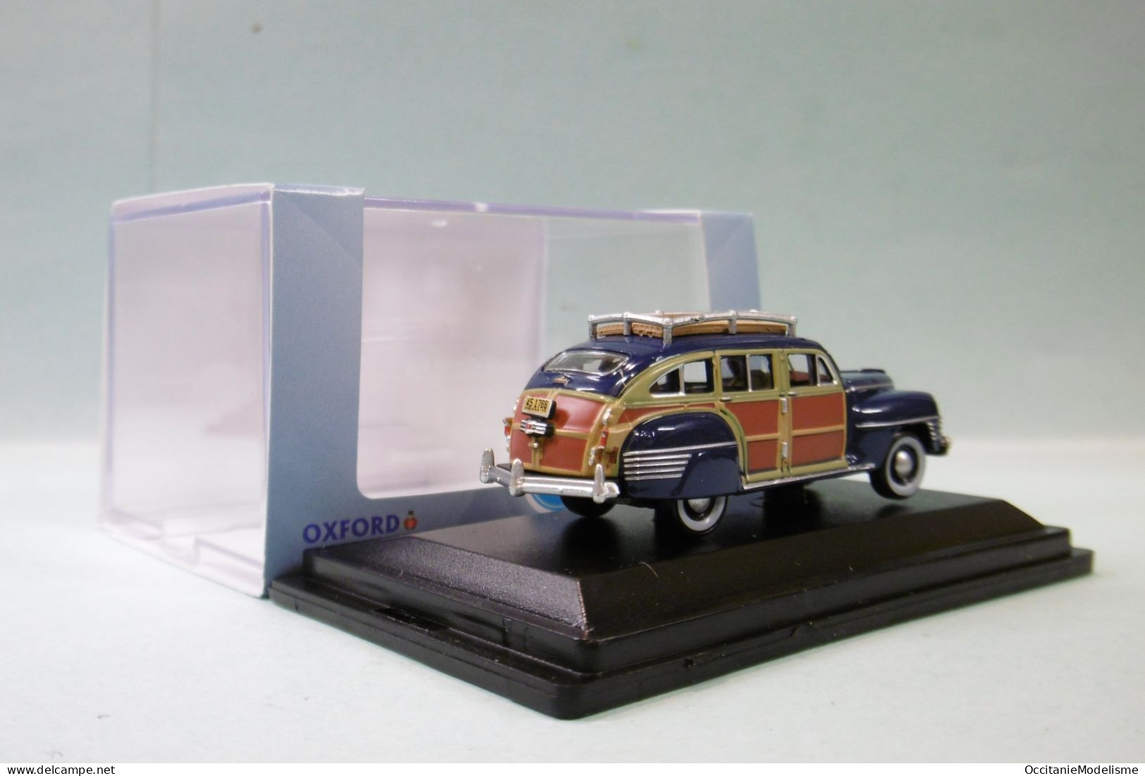 Oxford - CHRYSLER T & C Woody Wagon 1942 Bleu Voiture US Neuf HO 1/87 - Strassenfahrzeuge