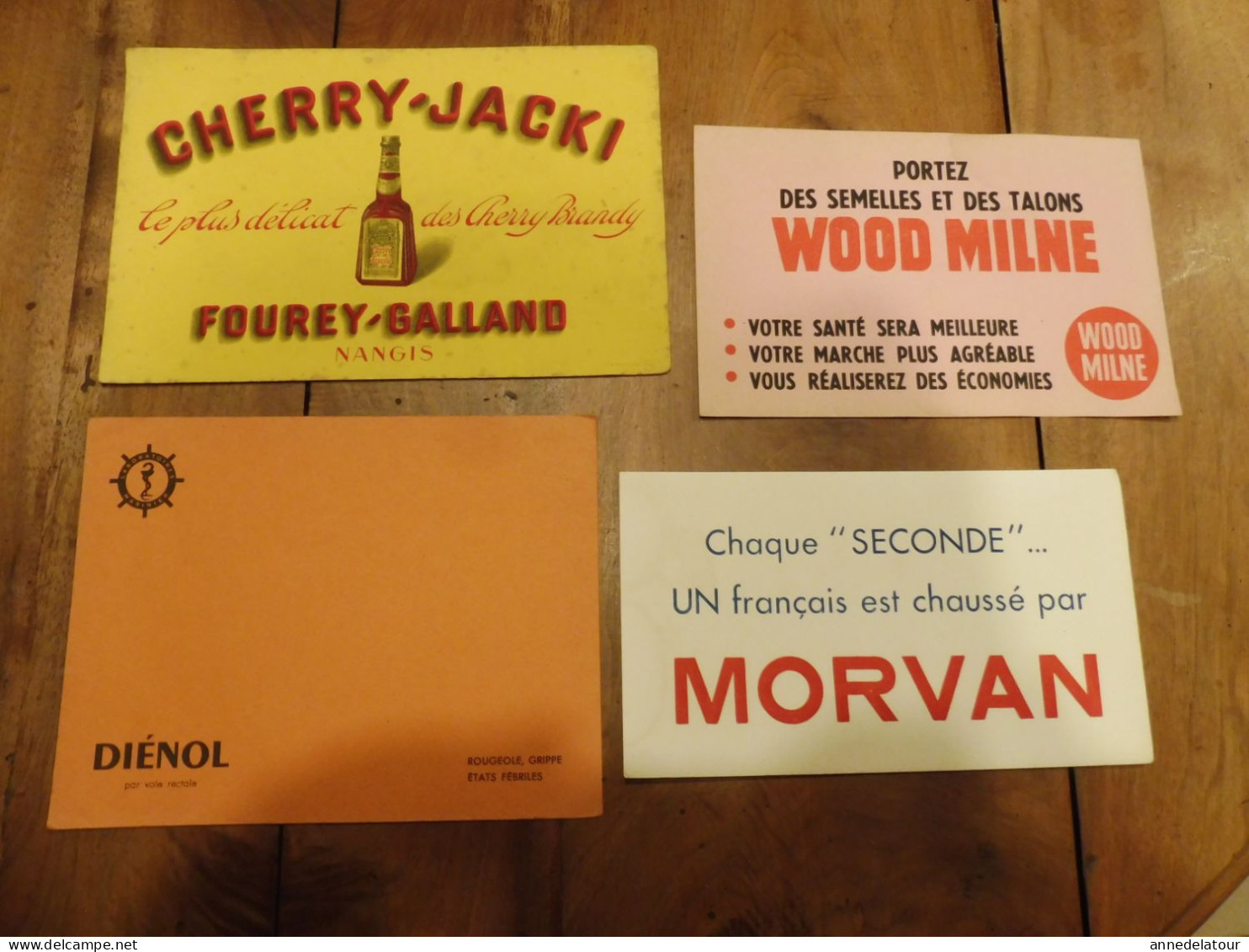 4 Buvards Anciens (dont Liqueur CHERRY - JACKI Le Plus Délicat Des Cherry - Brandy , Etc ) - Liquor & Beer