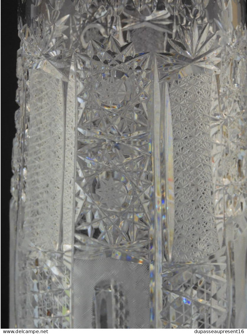 -SUPERBE ANCIEN GRAND VASE CRISTAL de BOHEME Hauteur 35,2 cm collection déco    E