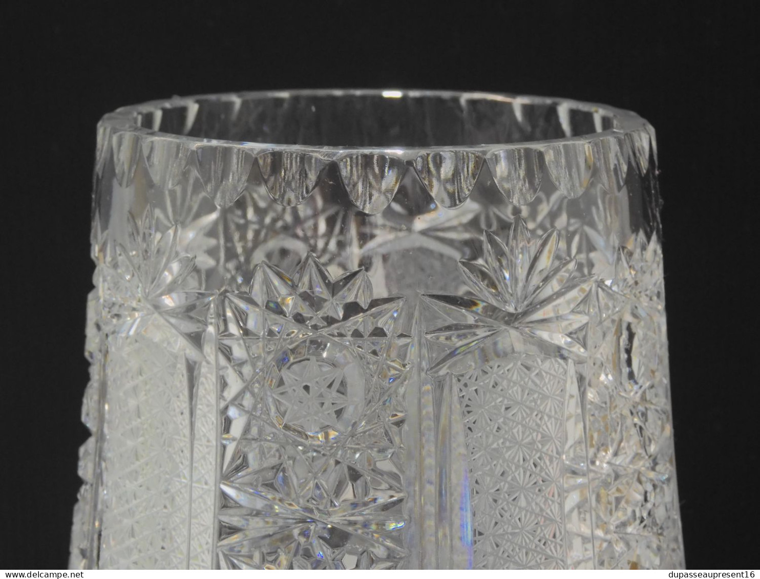 -SUPERBE ANCIEN GRAND VASE CRISTAL de BOHEME Hauteur 35,2 cm collection déco    E