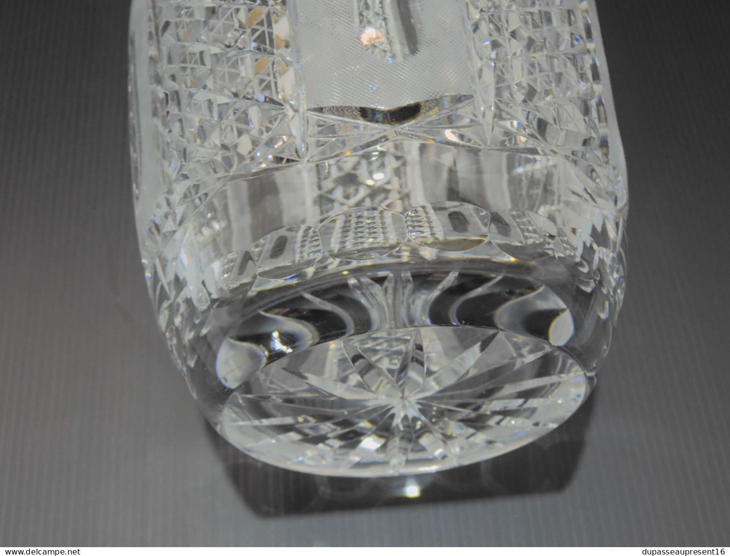 -SUPERBE ANCIEN GRAND VASE CRISTAL de BOHEME Hauteur 35,2 cm collection déco    E