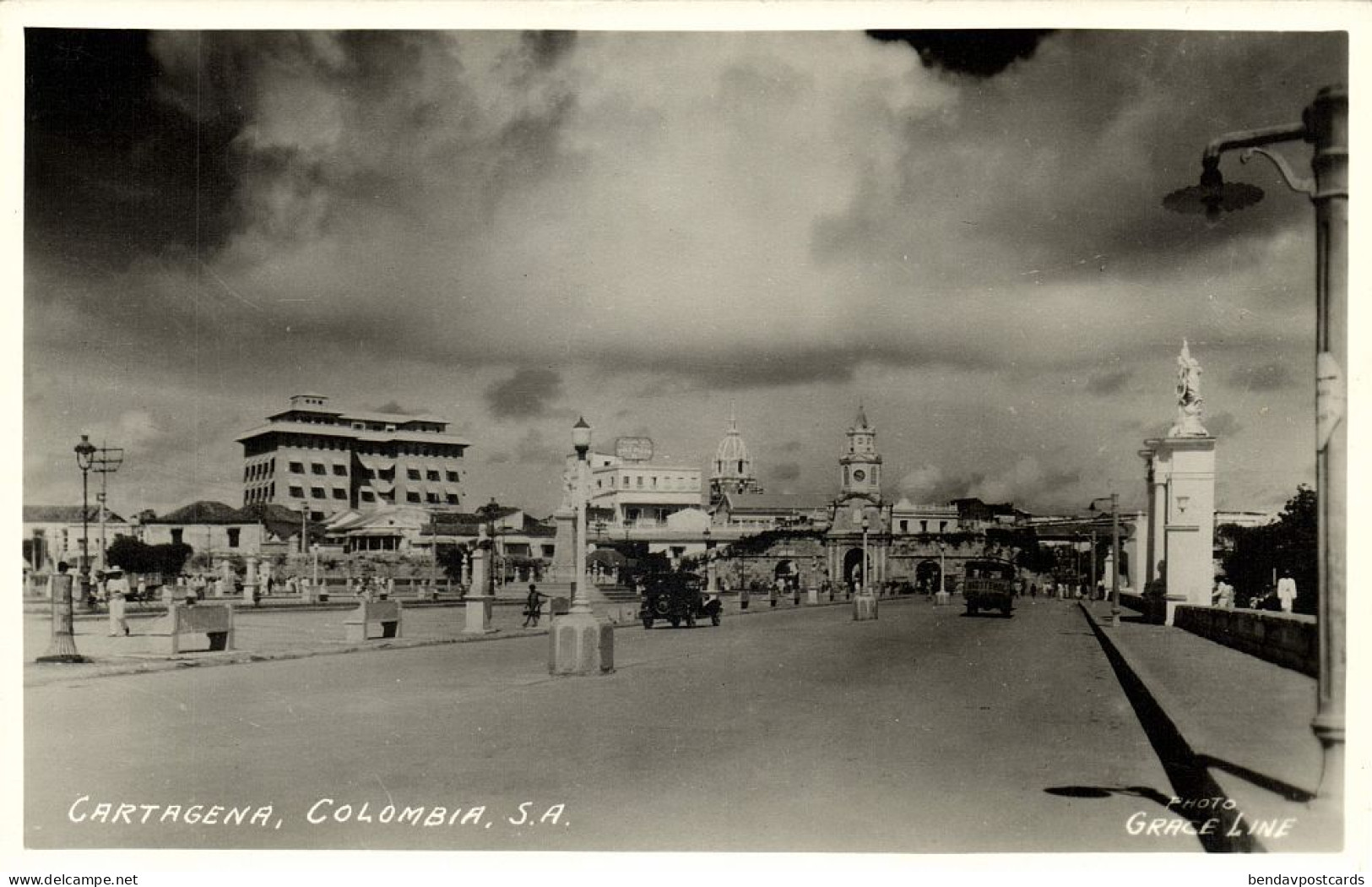 Colombia, CARTAGENA, Street Scene (1930s) RPPC Postcard (2) - Colombie