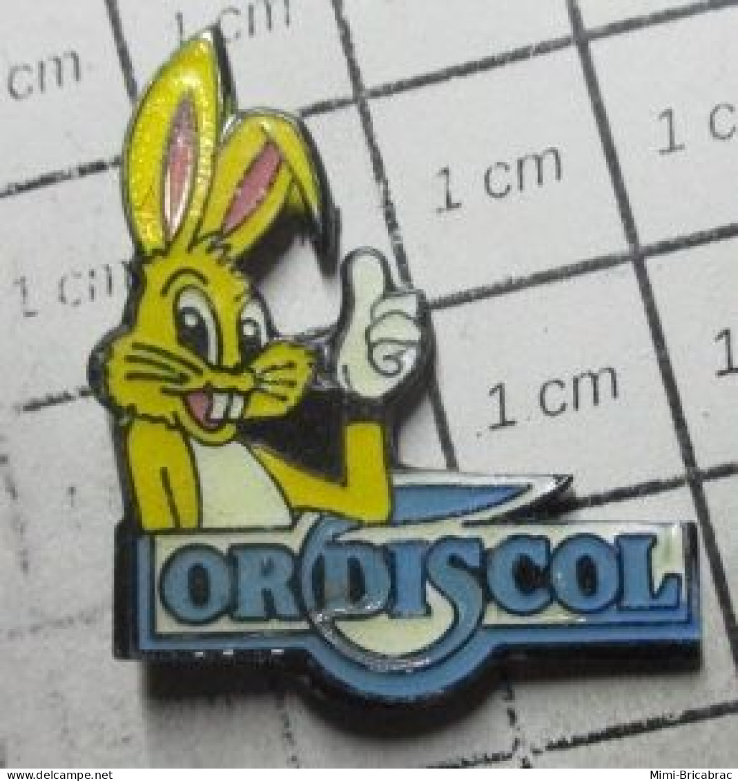 515A Pin's Pins / Beau Et Rare / INFORMATIQUE / LAPIN JAUNE ORDISCOL ORDINATEUR SCOLAIRE - Informatique