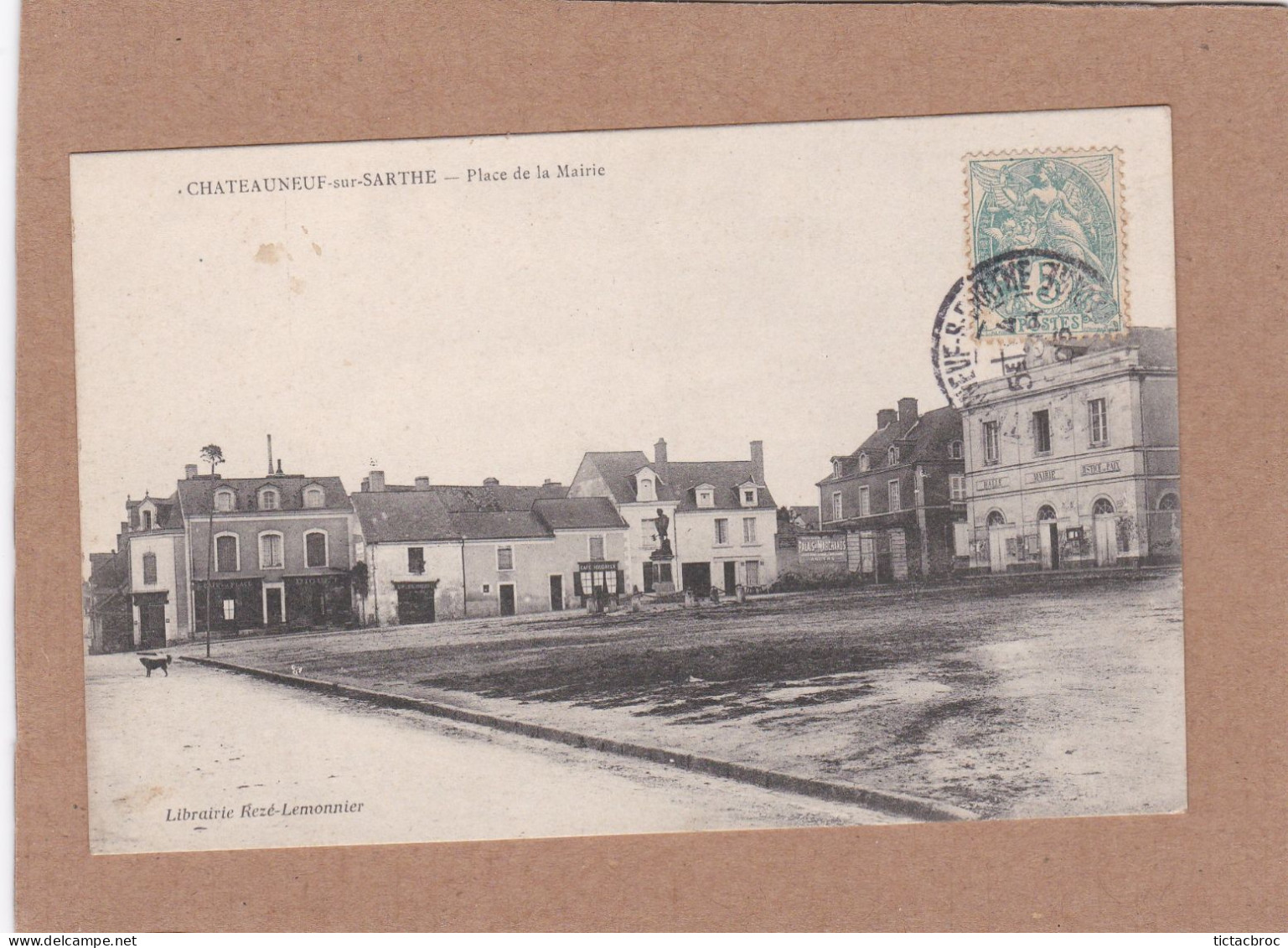 CPA 49  Chateauneuf-sur-Sarthe Place De La Mairie Librairie Rezé-Lemonnier - Chateauneuf Sur Sarthe