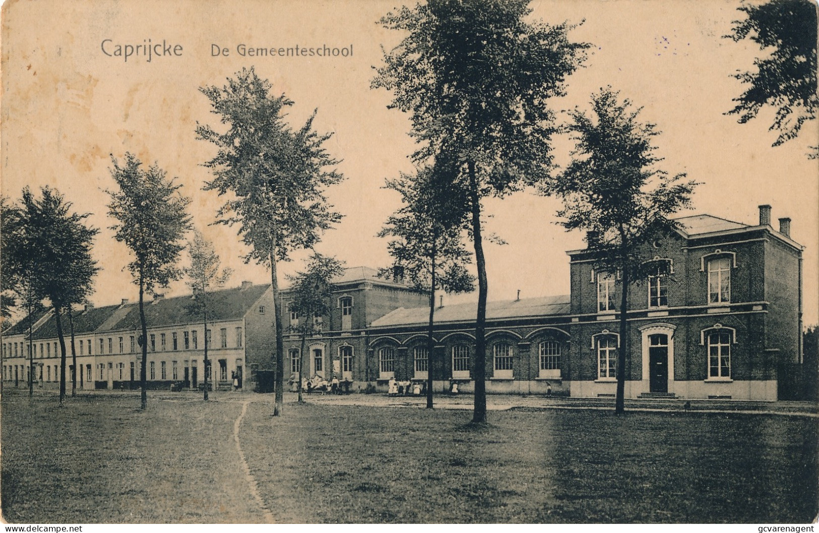 KAPRIJKE  DE GEMEENTESCHOOL        2 SCANS - Kaprijke