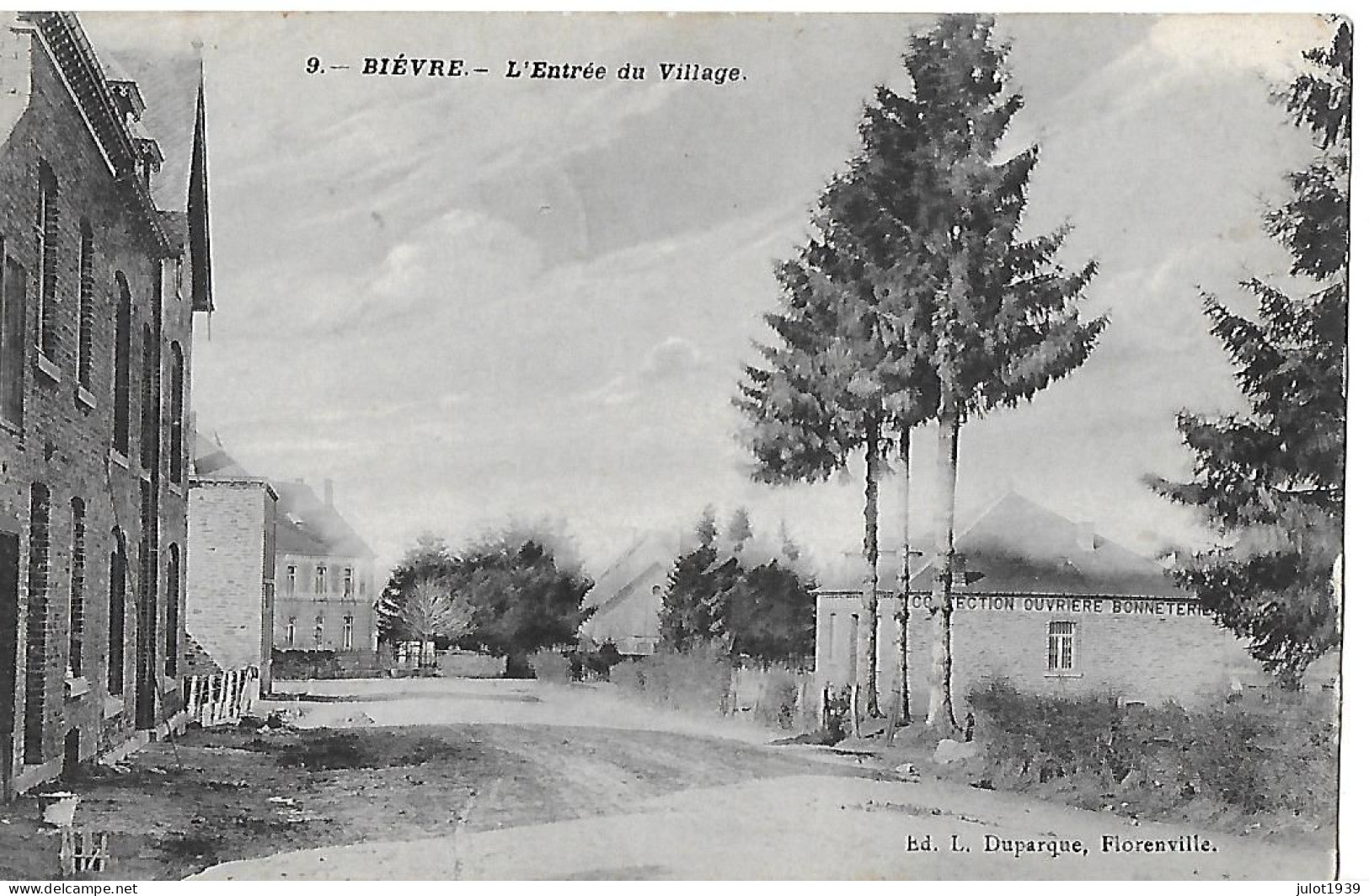 Julot1939 ... BIEVRE ..-- Entrée Du Village . BONNETERIE ! . 1912 Vers BEUZET ( Mr François MAHY ) . - Bievre