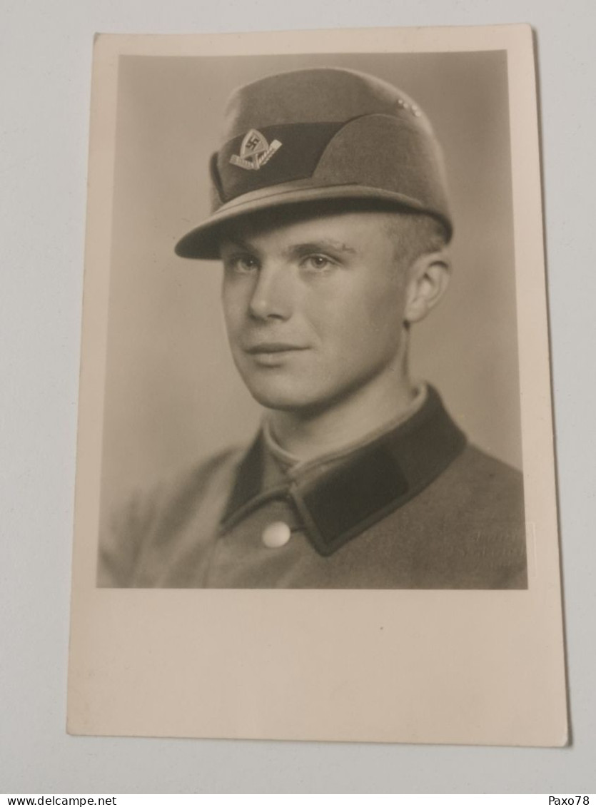 Photo Original, Soldat Allemand WW2, Format Carte Postale - Krieg, Militär