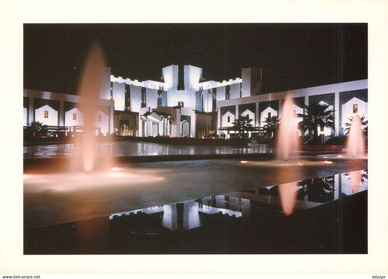 CPM- Arabie Saoudite -RIYADH City - King Khaled Specialist Hospital _ Format 17x12cm - SUP *2 Scans - Saoedi-Arabië