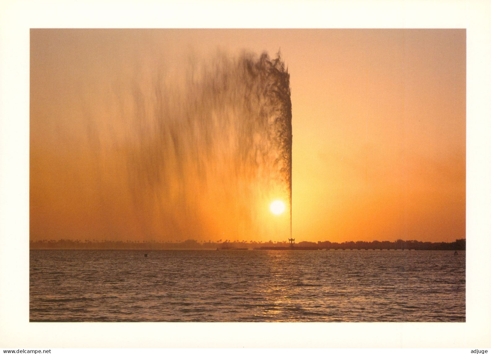 CPM- Arabie Saoudite -A View From JEDDAH CITY _ Format 17x12cm - SUP *2 Scans - Arabia Saudita