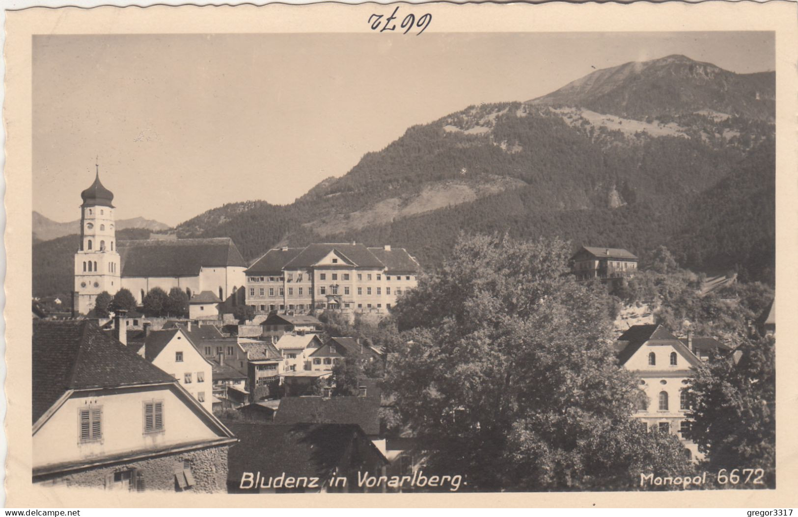 D8362) BLUDENZ In Vorarlberg - FOTO AK - Kirche U Häuser Gegen Berg - Bludenz