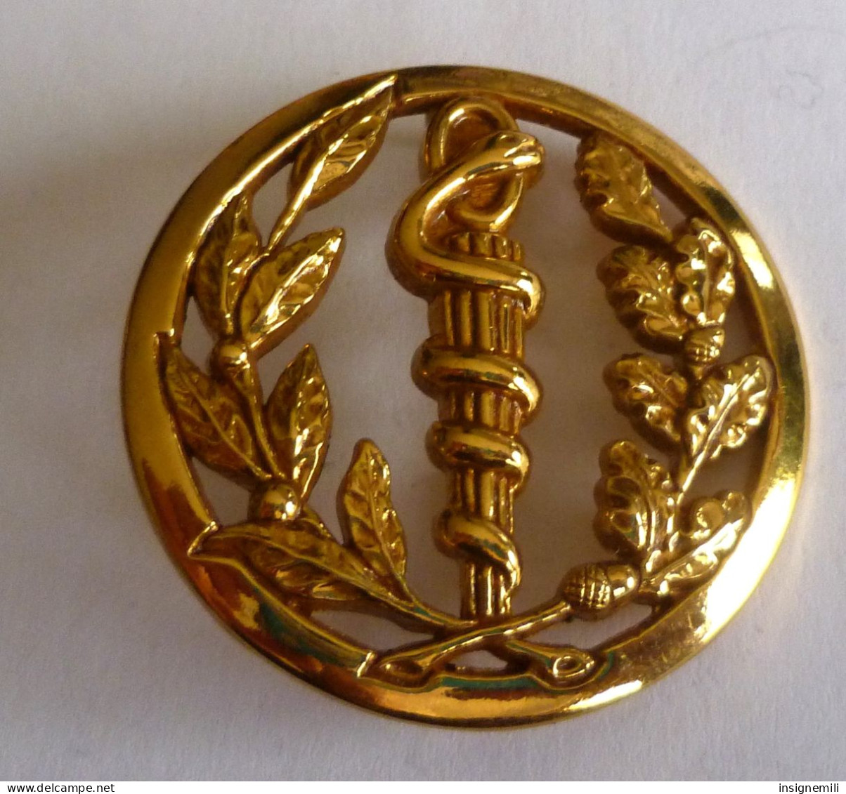 INSIGNE DE BERET SERVICE DE SANTE , COINDEROUX PARIS - Medical Services