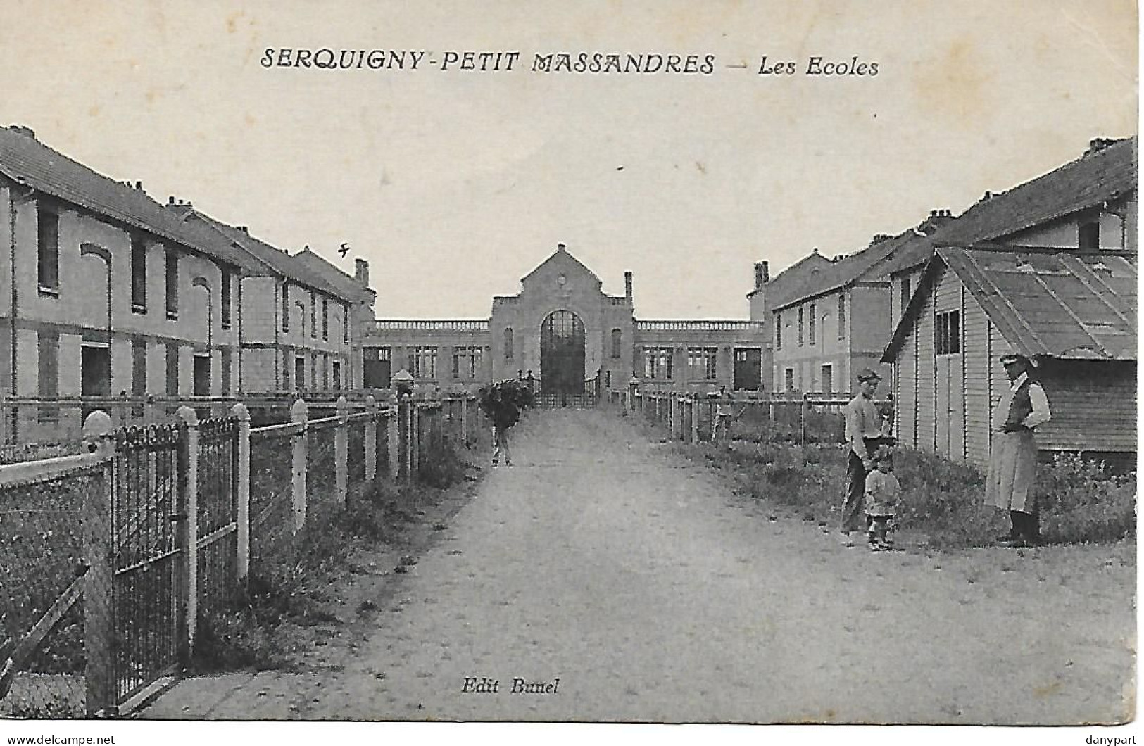 27 - EURE - NASSANDRES SUR RISLE PRES DE SERQUIGNY - RARE CPA - LES ECOLES ANIMEES 1910/20 EDITEUR BUNEL - Serquigny
