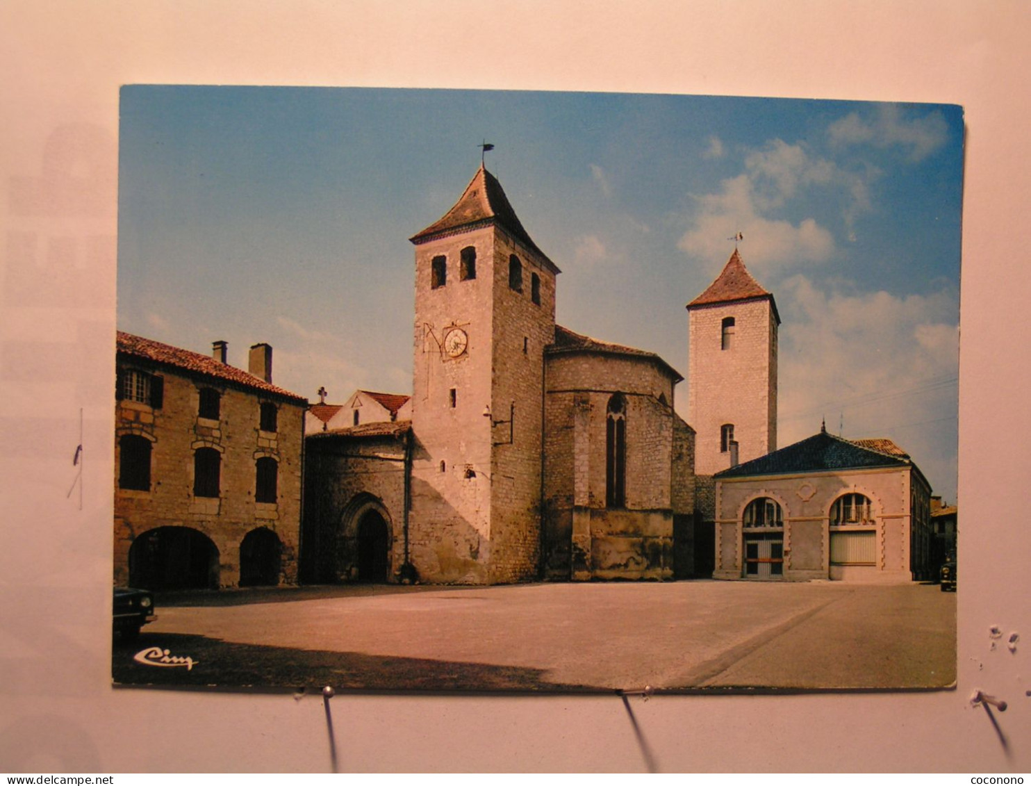 Lauzerte - La Place Saint Barthélemy - Lauzerte