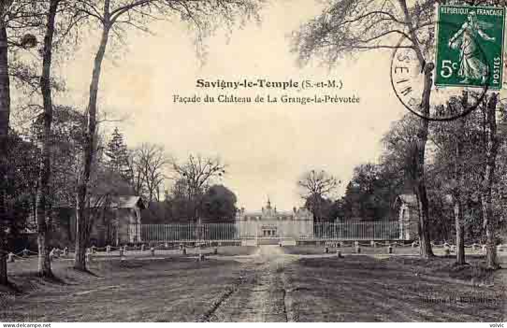 77 - SAVIGNY-le-TEMPLE - Façade Du Château De La Grange -la-Prévotée - Savigny Le Temple