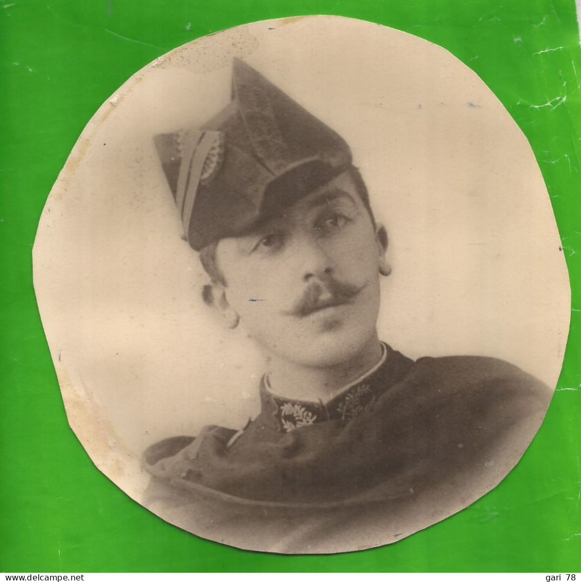 Photo Militaire Sur Carton, Forme Arrondie - War, Military