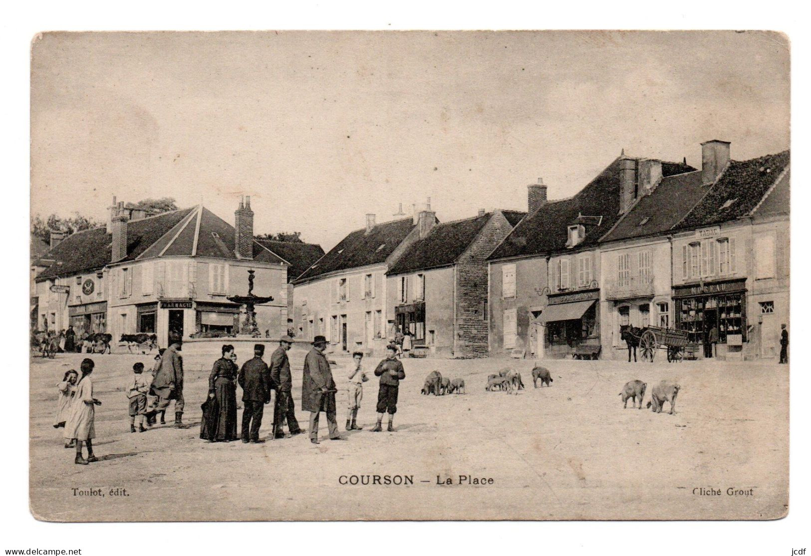 89 COURSON LES CARRIERES La Place - Edit Toulot - Cheval Attelé - Vaches - Cochons - Pharmacie - Belle Animation - Courson-les-Carrières