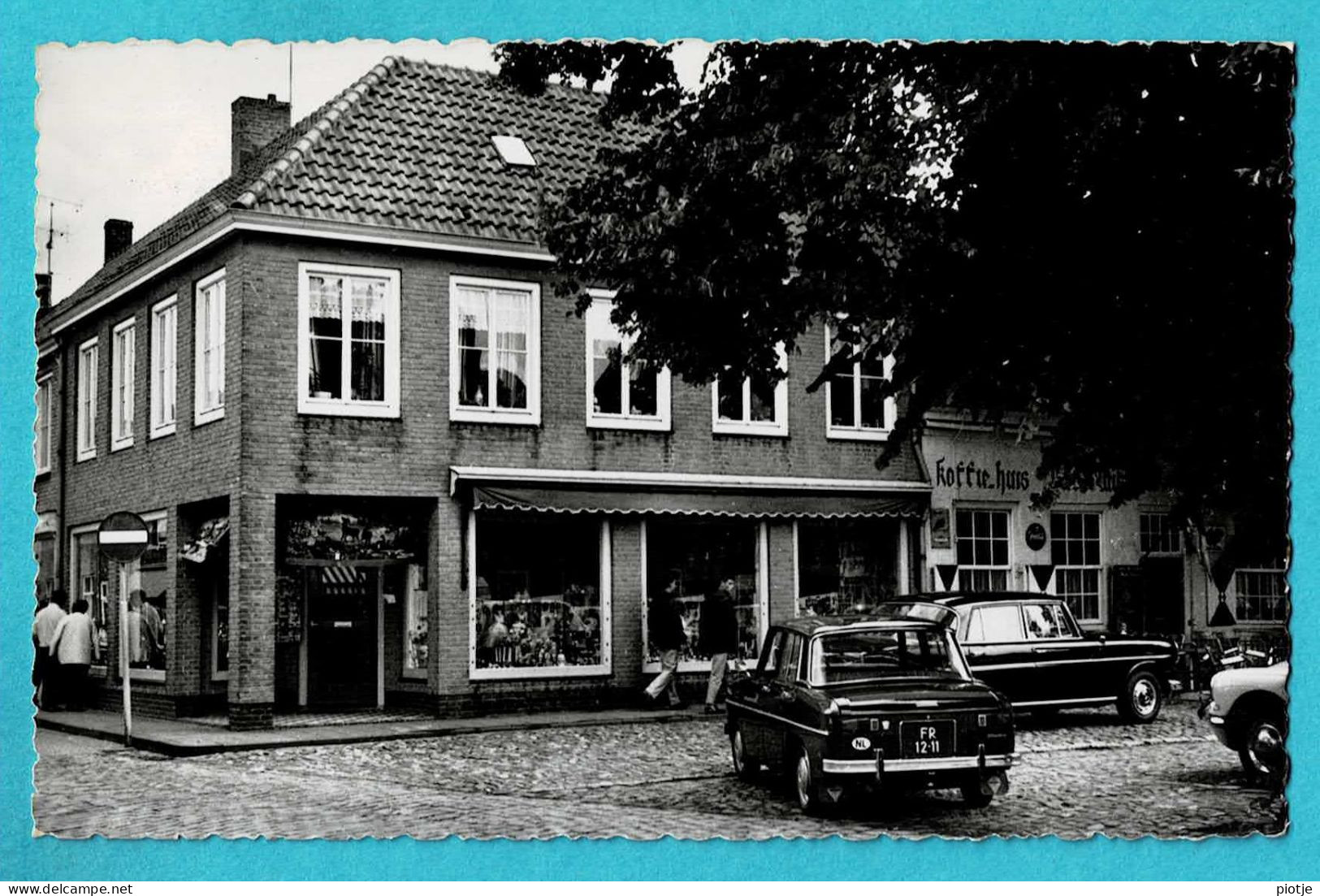 * Sluis (Zeeland - Nederland) * (Uitgave J.M.E. Murijn Du Fossé) Romy Schneider Winkel, Magasin, Boutique, Oldtimer - Sluis