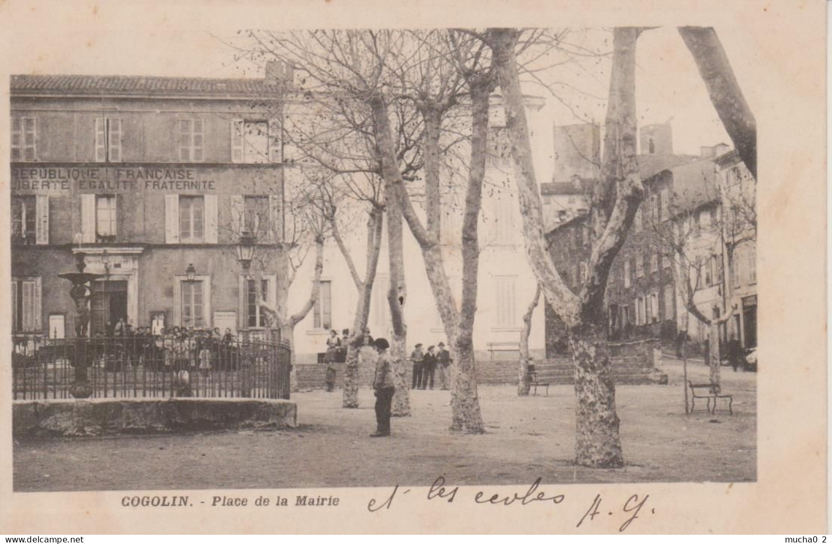 COGOLIN - PLACE DE LA MAIRIE ET LES ECOLES - Cogolin