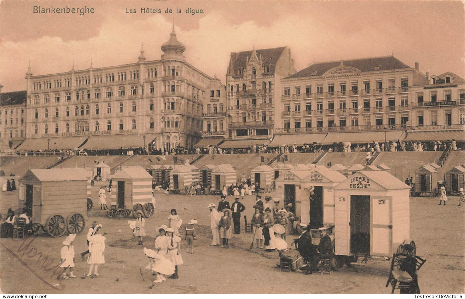 BELGIQUE - Blankenberge - Les Hôtels De La Digue - Animé - Carte Postale Ancienne - Blankenberge