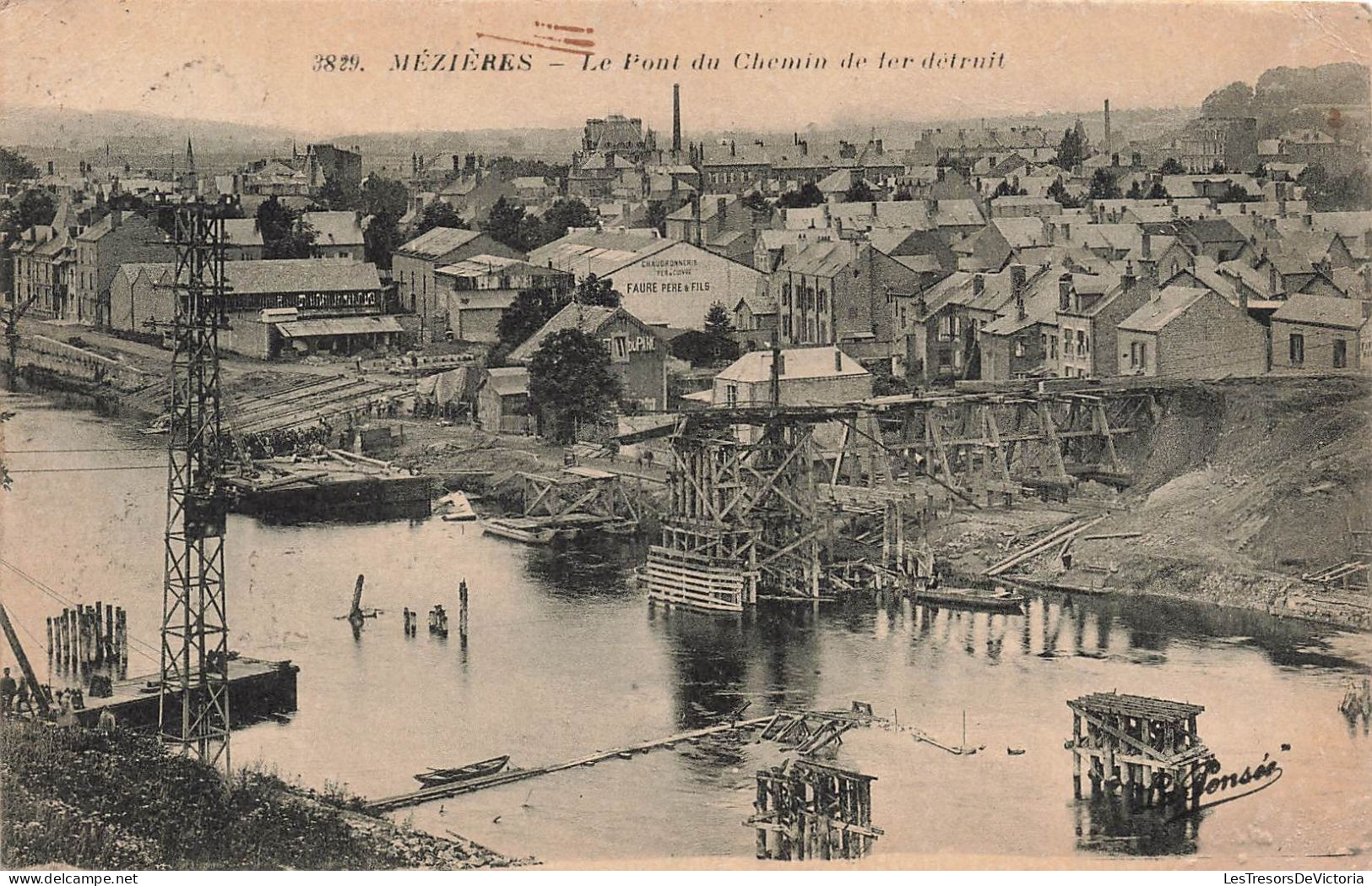 FRANCE -  Charleville - Mézières - Le Pont Du Chemin De Fer Détruit  - Carte Postale Ancienne - Charleville