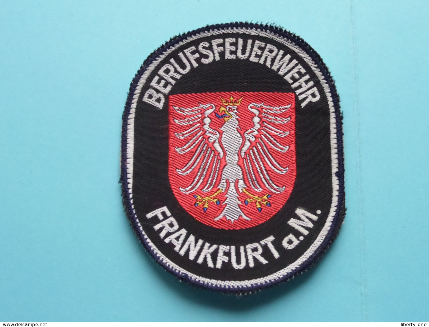 BERUFSFEUERWEHR >> FRANKFURT A. M. ( See SCAN ) Textiel ( 9 X 7 Cm. ) ! - Firemen