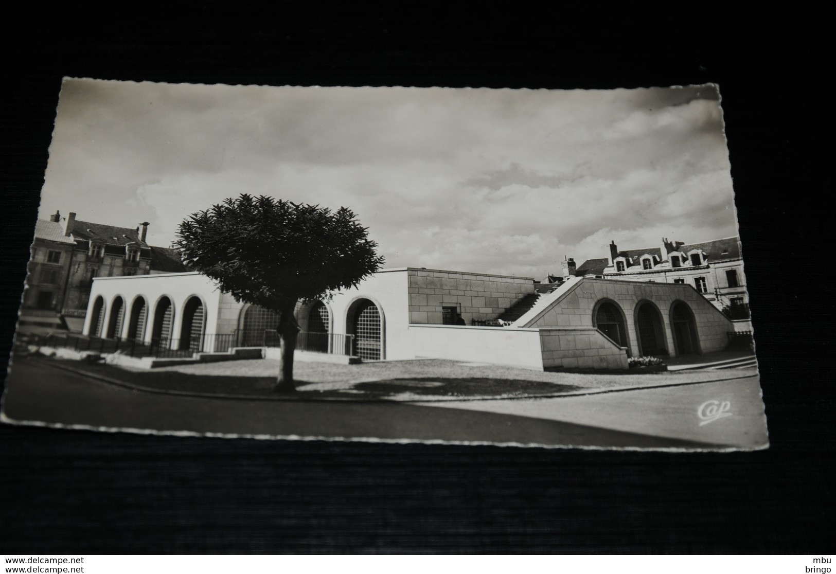 A10717           CHATELLERAULT, LES HALLES - 1957 - Chatellerault