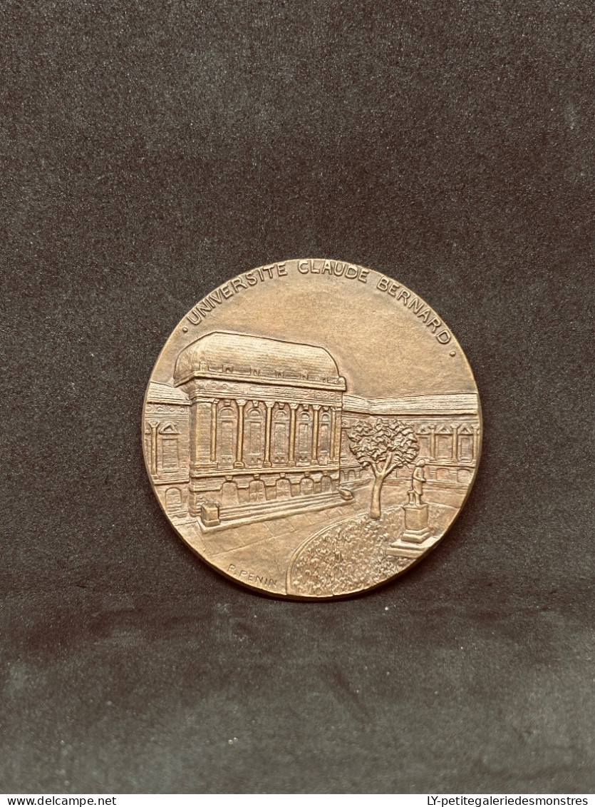 °OB2  Médaille Bronze 133gr . Université Claude Bernard Signé P.PENIN Centenaire De La Faculté Mixte De Médecine - Autres & Non Classés