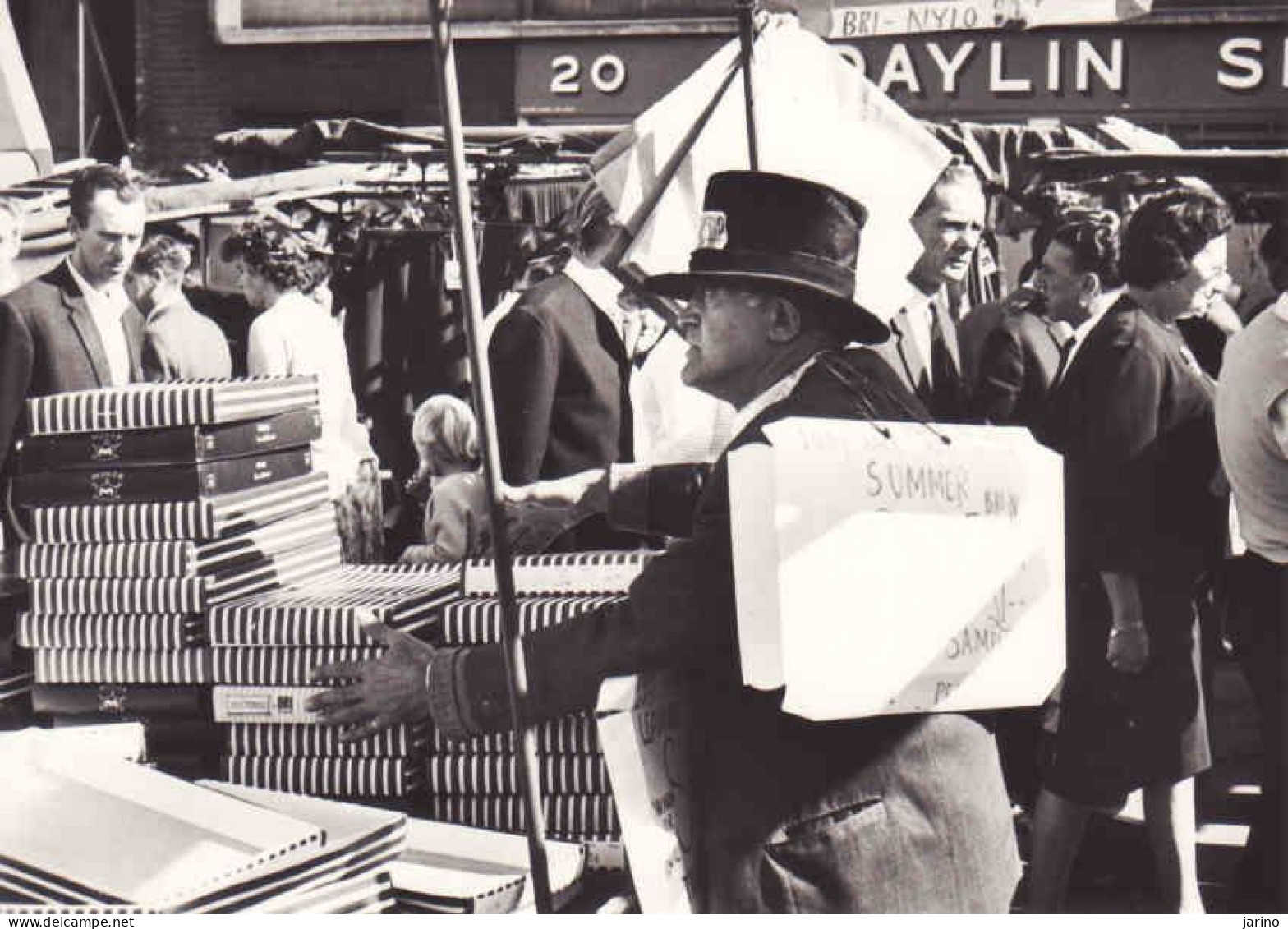 United Kingdom, England, London, A Market Peddlerin East End, Unused 1969 - London Suburbs