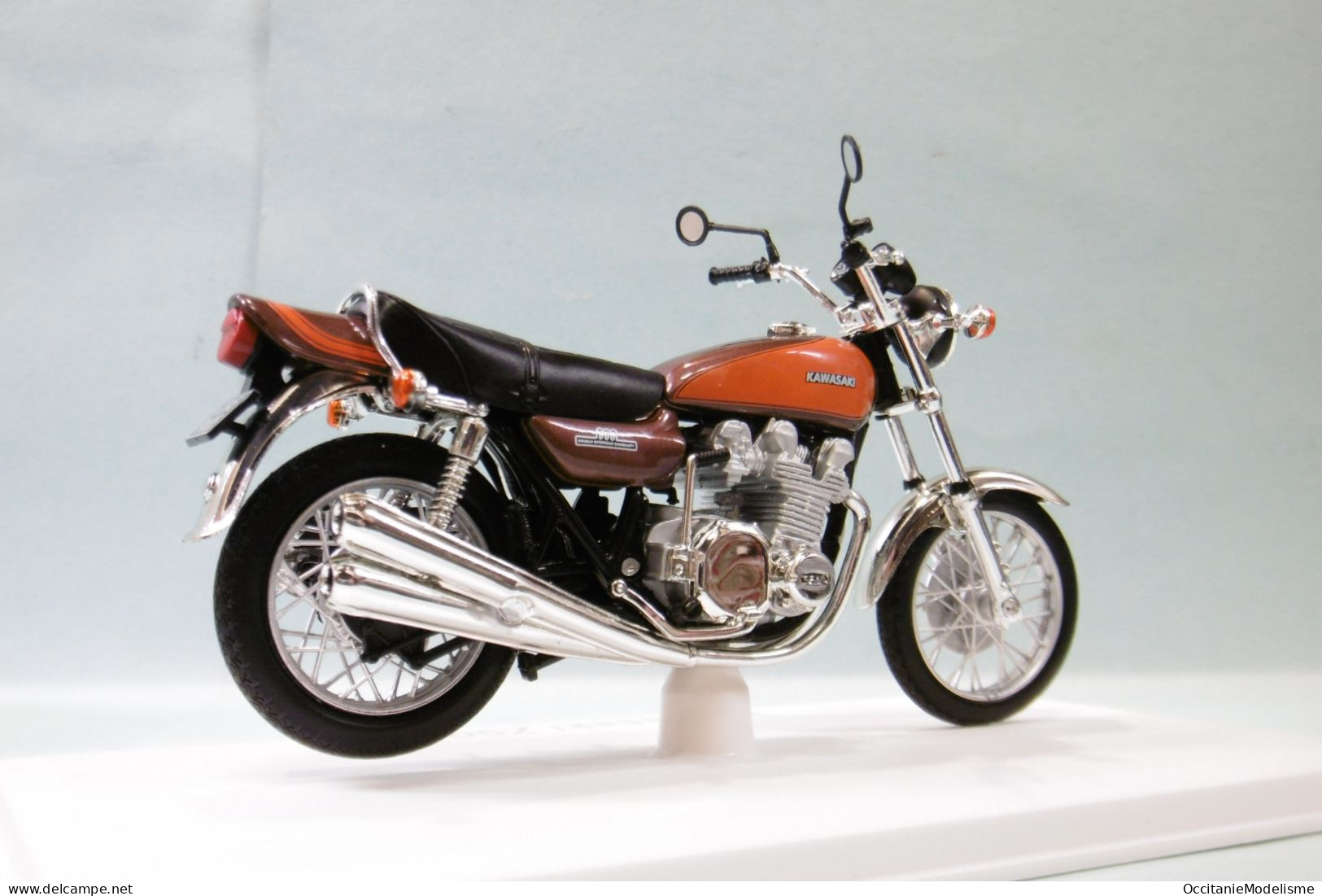 Norev - Moto KAWASAKI Z900 1973 Orange Et Marron Réf. 182031 Neuf 1/18 - Norev