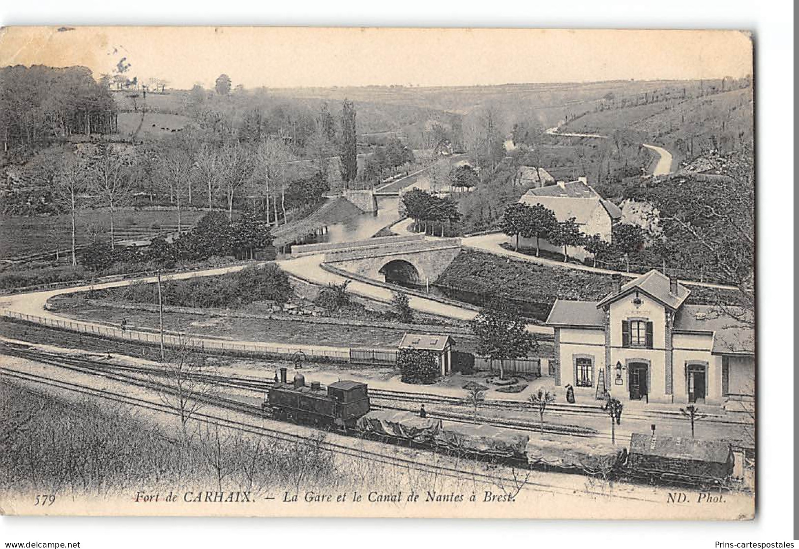 CPA 29 Fort De Carhaix La Gare Et Le Train Tramway  - Carhaix-Plouguer