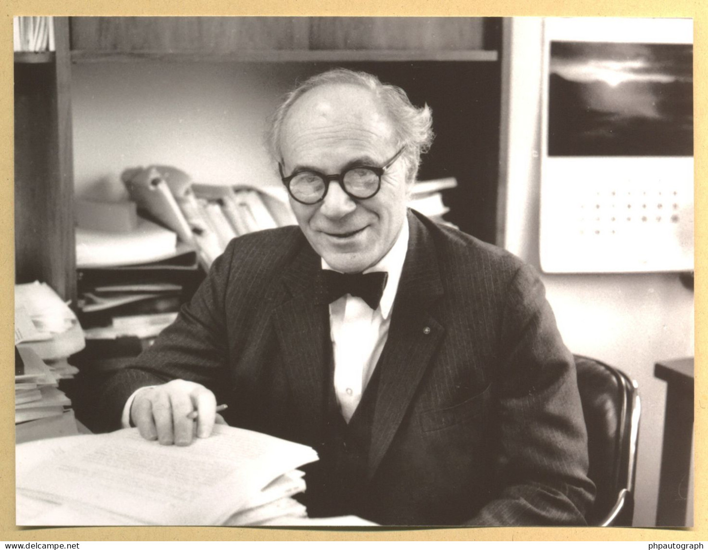 Lawrence Klein (1920-2013) - Economist - Signed Card + Photo - Nobel Prize - Inventeurs & Scientifiques