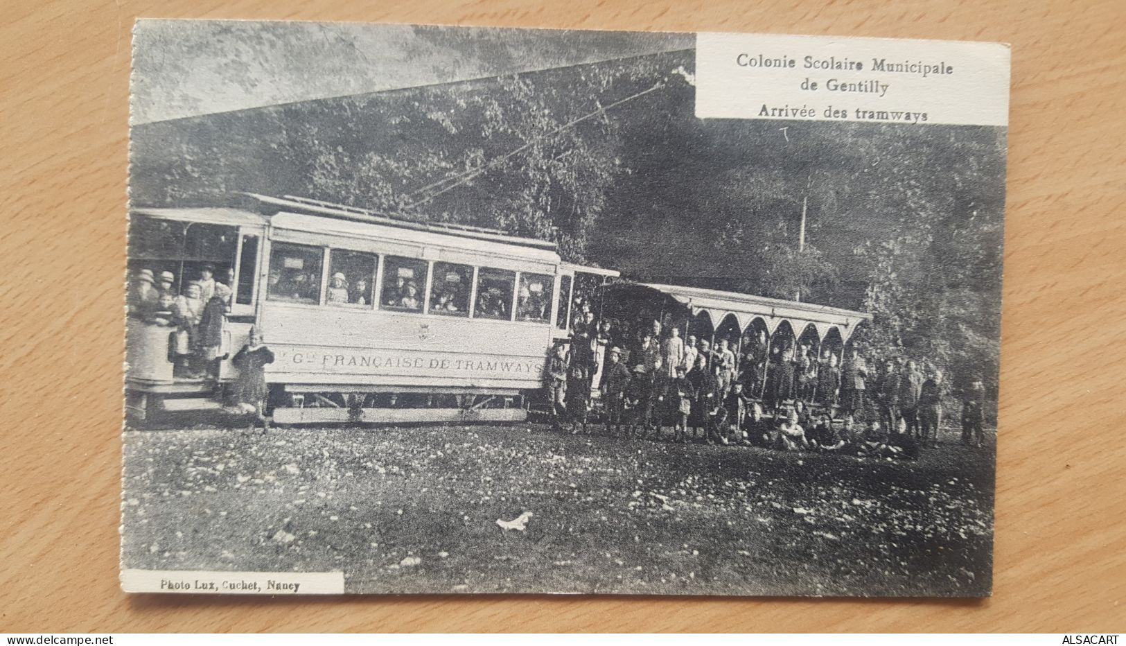 Colonie Scolaire Municipale De Gentilly , Arrivée Des Tramways - Gentilly