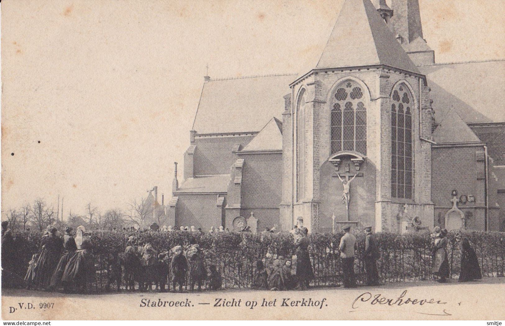 STABROEK 1903 ZICHT OP KERK EN KERKHOF VEEL MENSEN - MOOIE ANIMATIE - DVD 9907 - Stabrök