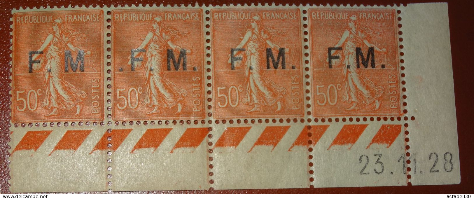 Superbe Variéte Sur Franchise Militaire , N°6, Semeuse 50c, Neufs Sans Charniere ** - Coin Daté 1928   ..... CL1-19-1 - Unused Stamps