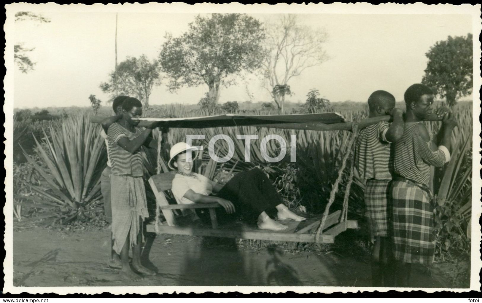 Carte Photo Foto Jeune Femme Girl Hamac Colonial CONGO AFRICA AFRIQUE POSTCARD - Kinshasa - Leopoldville (Leopoldstadt)