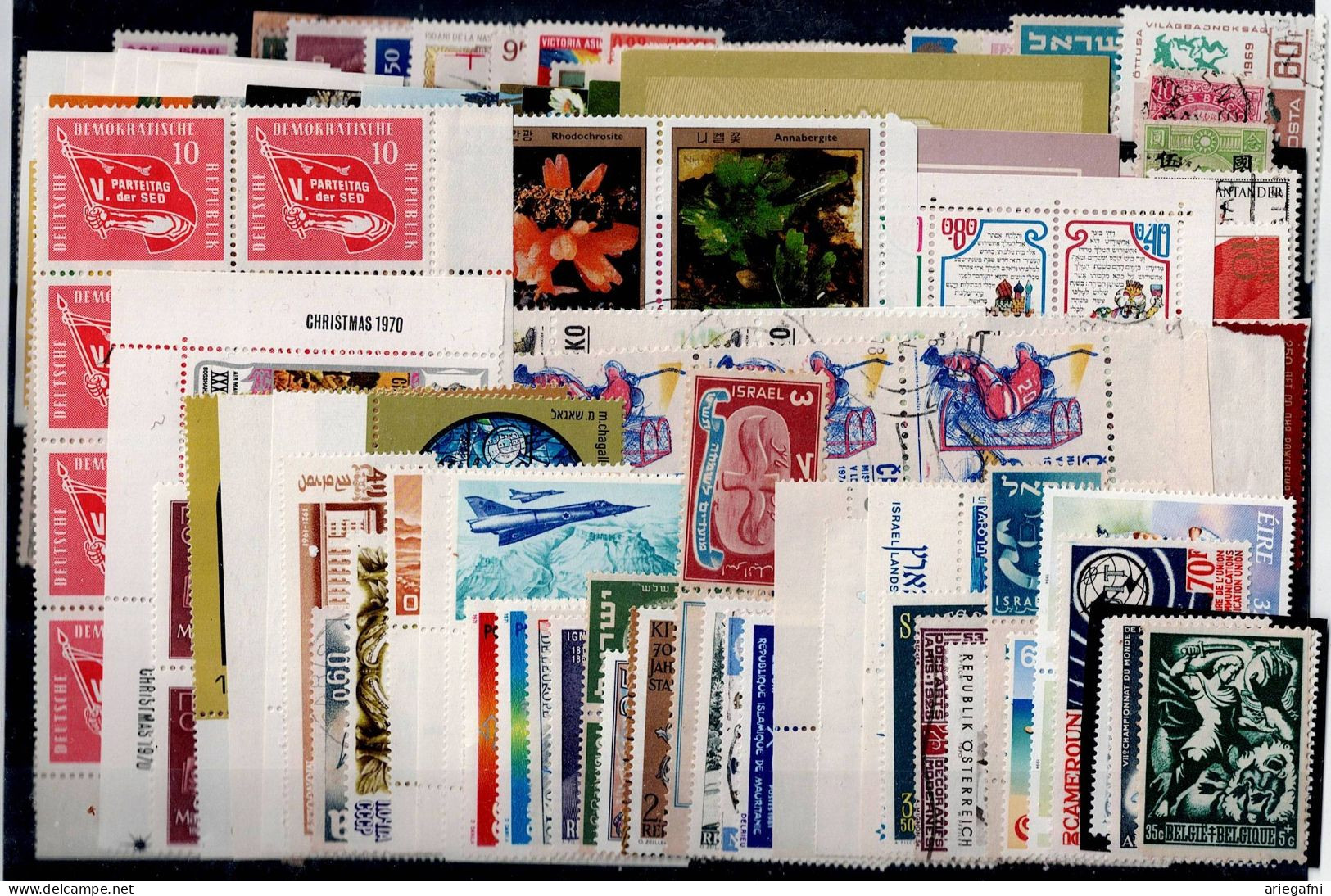 LOT OF 258 STAMPS MINT+USED+ 16 BLOCKS MI- 90 EURO VF!! - Collections (sans Albums)