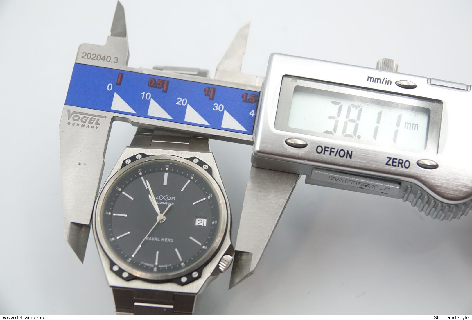 Watches : LUXOR NAVAL HERO QUARTZ Ref. 15369 - Original - Running - Excelent - Orologi Di Lusso