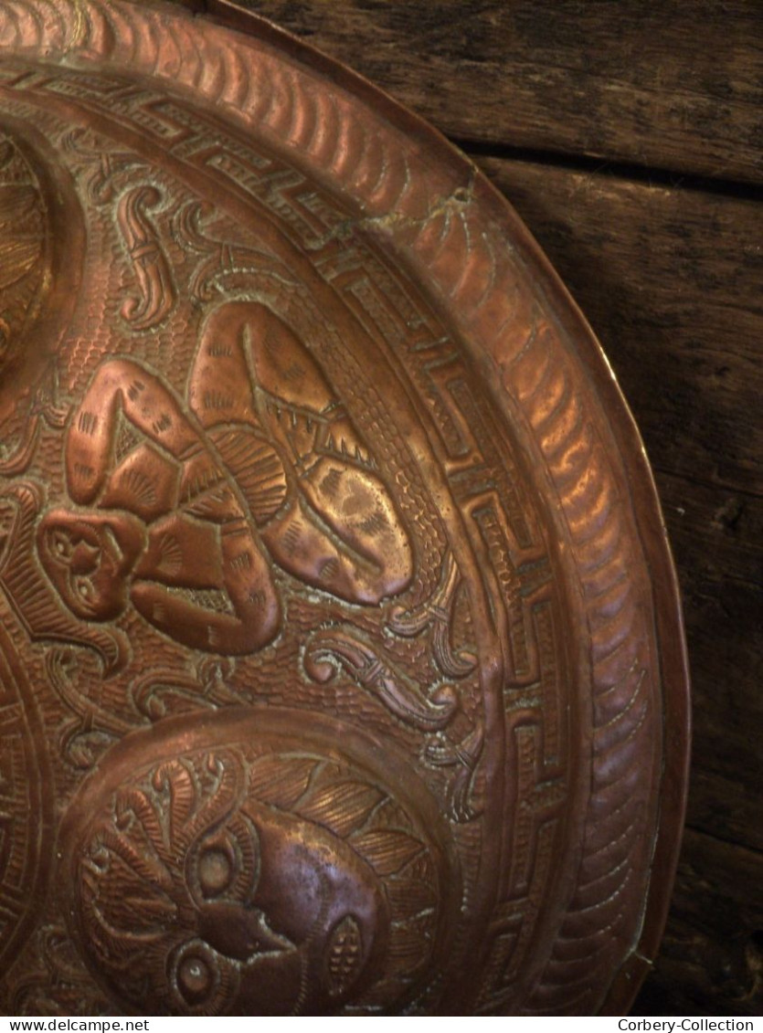 Ancien Bouclier Rondache Indo-Persan Dinanderie Cuivre Épais. Inde Indopersian Copper Shield